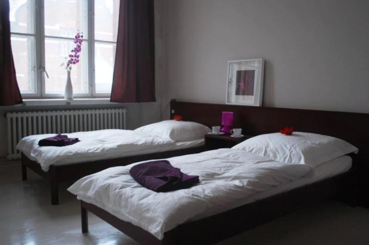 Plus Berlin Hostel Und Hotel Exterior photo