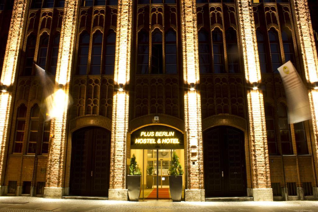 Plus Berlin Hostel Und Hotel Exterior photo