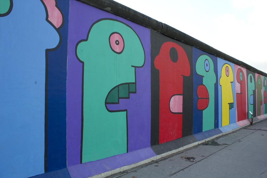 Plus Berlin Hostel Und Hotel Exterior photo
